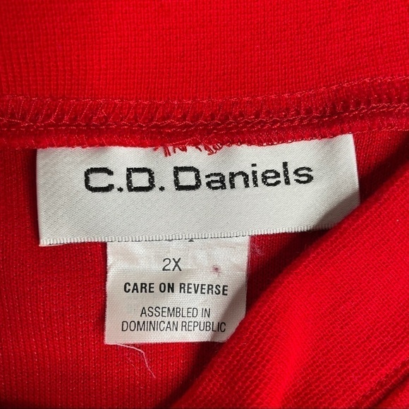 C.D. Daniels Red Short Sleeve Crew Neck Top Size 2X - Picture 3 of 6
